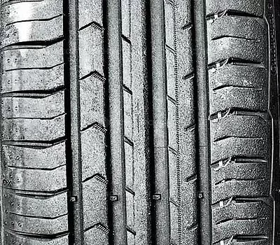 Continental ContiPremiumContact 5 225/55 R17 97V