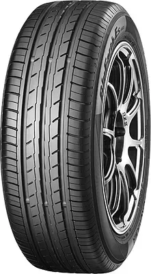 Yokohama Bluearth ES32 235/45 R17 97V