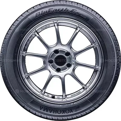 Yokohama Bluearth ES32A 235/45 R17 97V